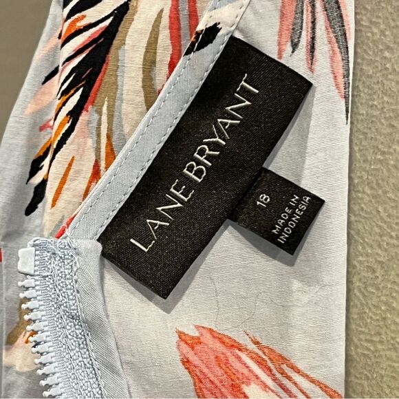 Lane Bryant Floral Asymmetrical v-neck sleeveless plus size top size 18 - Picture 8 of 13